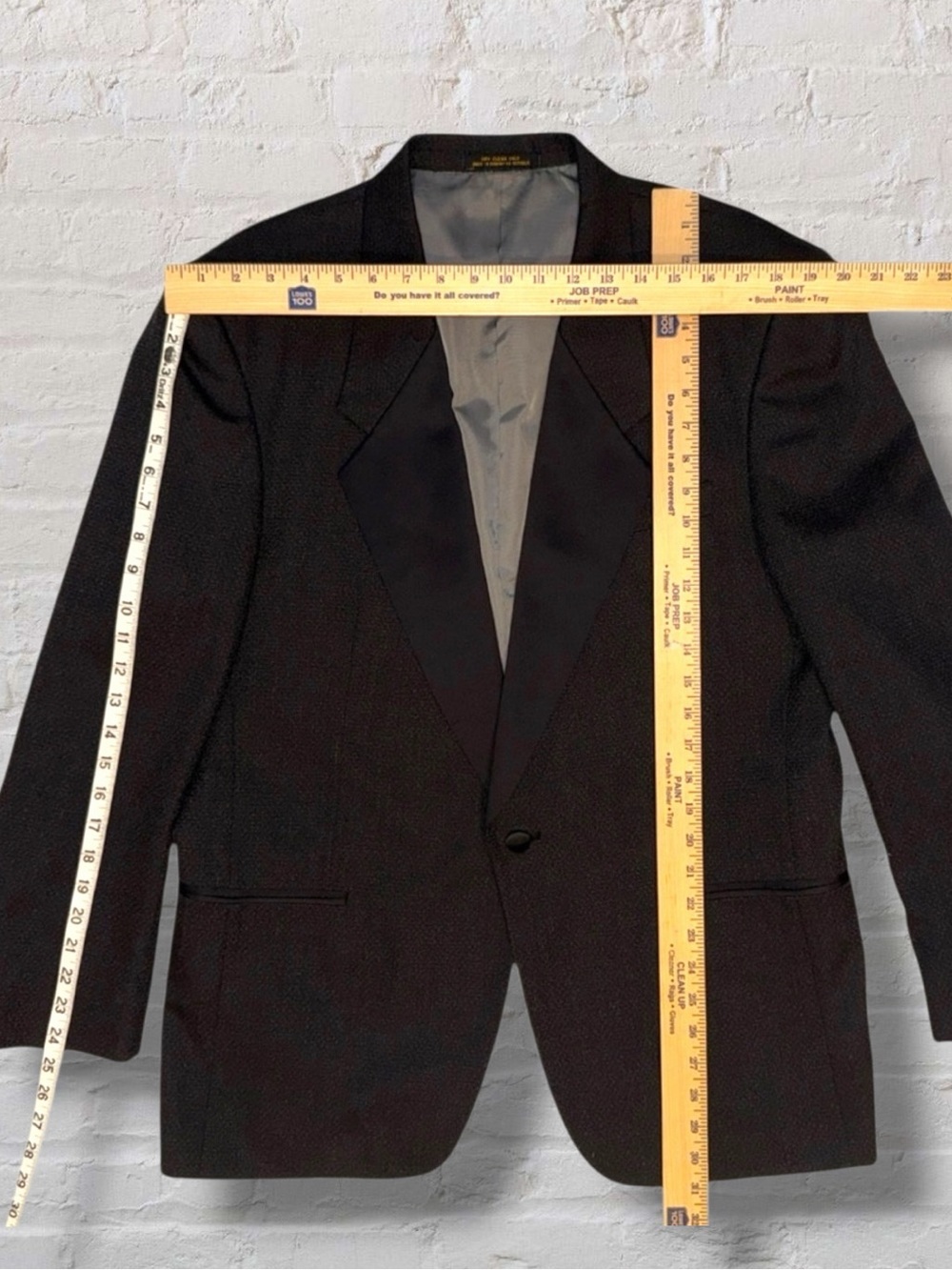 Gingiss Custom Collection Men’s Black Tuxedo Jacket 42R Satin Lapel - Picture 13 of 13